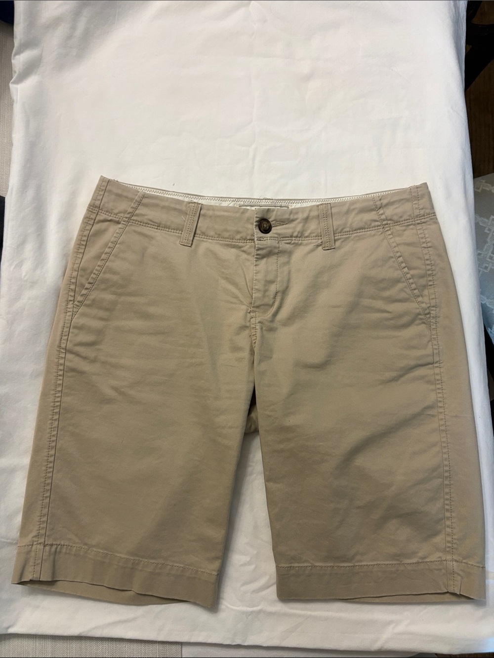 Classic Women's Khaki Bermuda Shorts